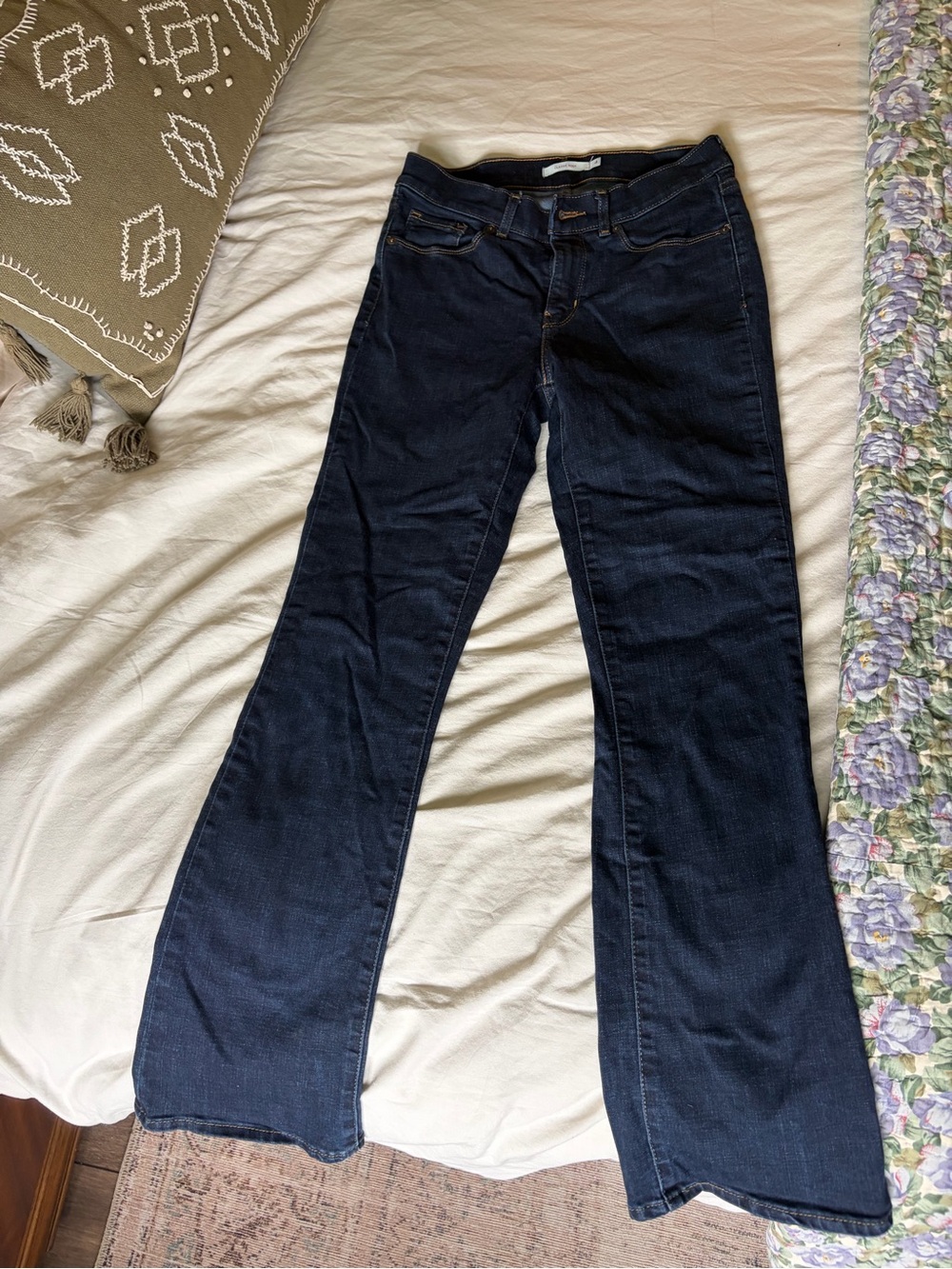 Levi’s Women’s Dark Blue Bootcut Jeans